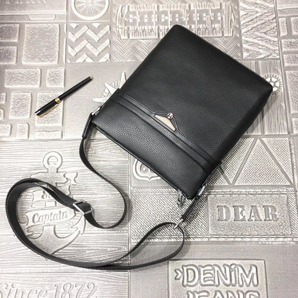 スーパーコピーブランドバッグ側面デザイン